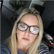 Docente di Scienze Umane impartisce lezioni di Geostoria, lettere; filosofia, pedagogia , psicologia secondaria di secondo grado